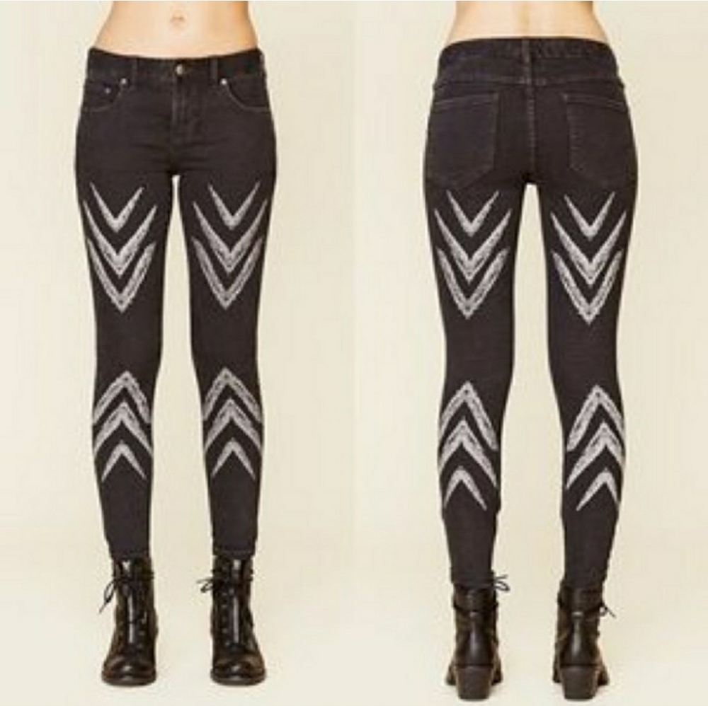 FREE PEOPLE Dotted Ikat Arrow Chevron Skinny Jeans